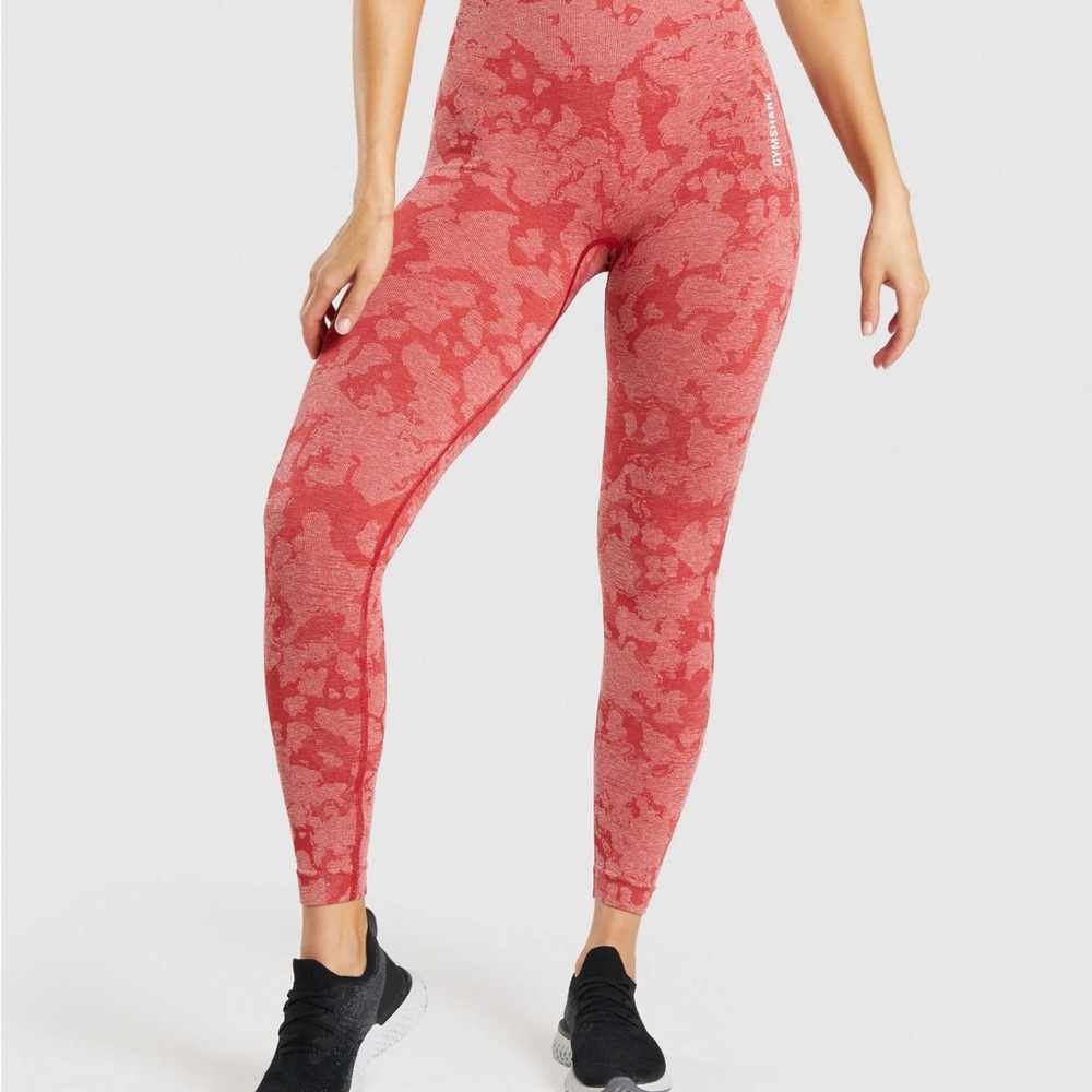Gymshark Adapt Camo Seamless Leggings - Red - XS